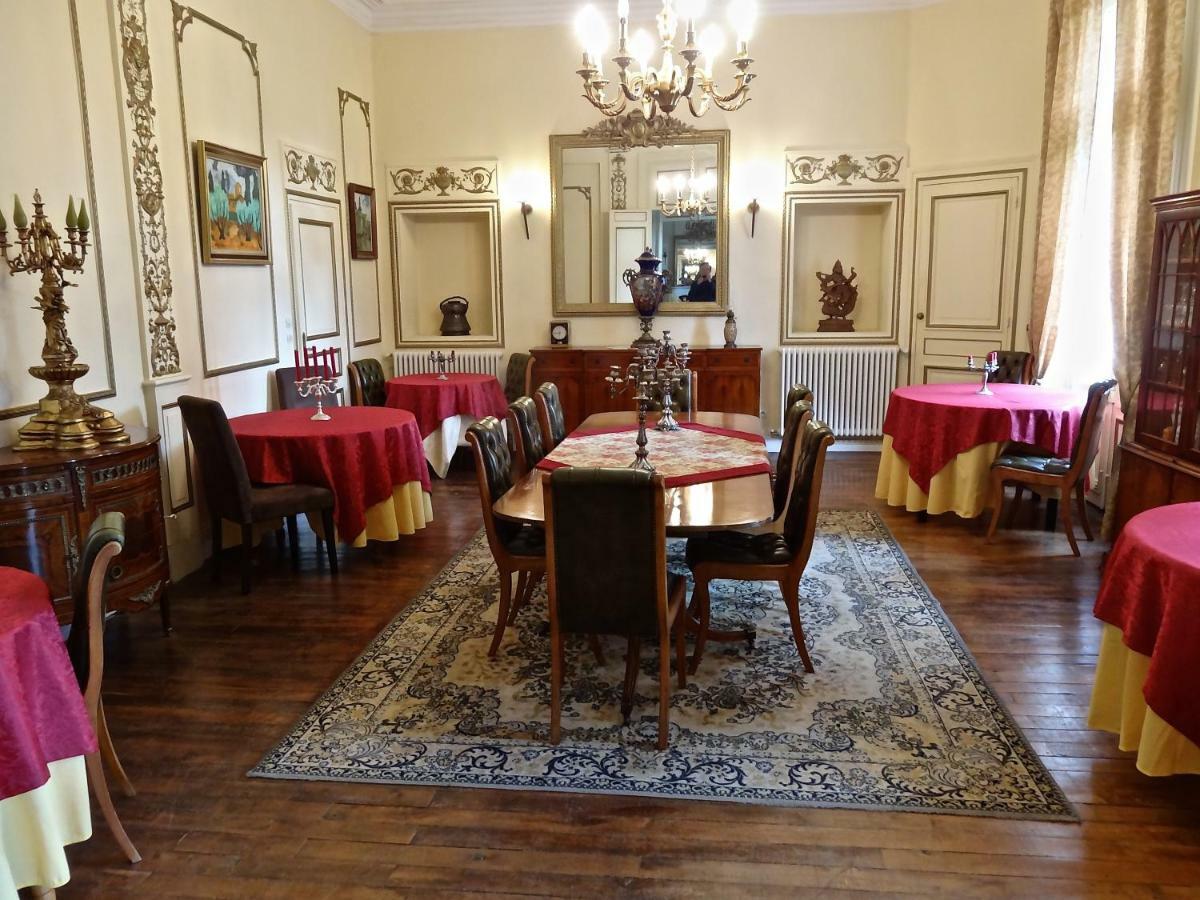 Château Les Vallées Tournon-Saint-Pierre Esterno foto